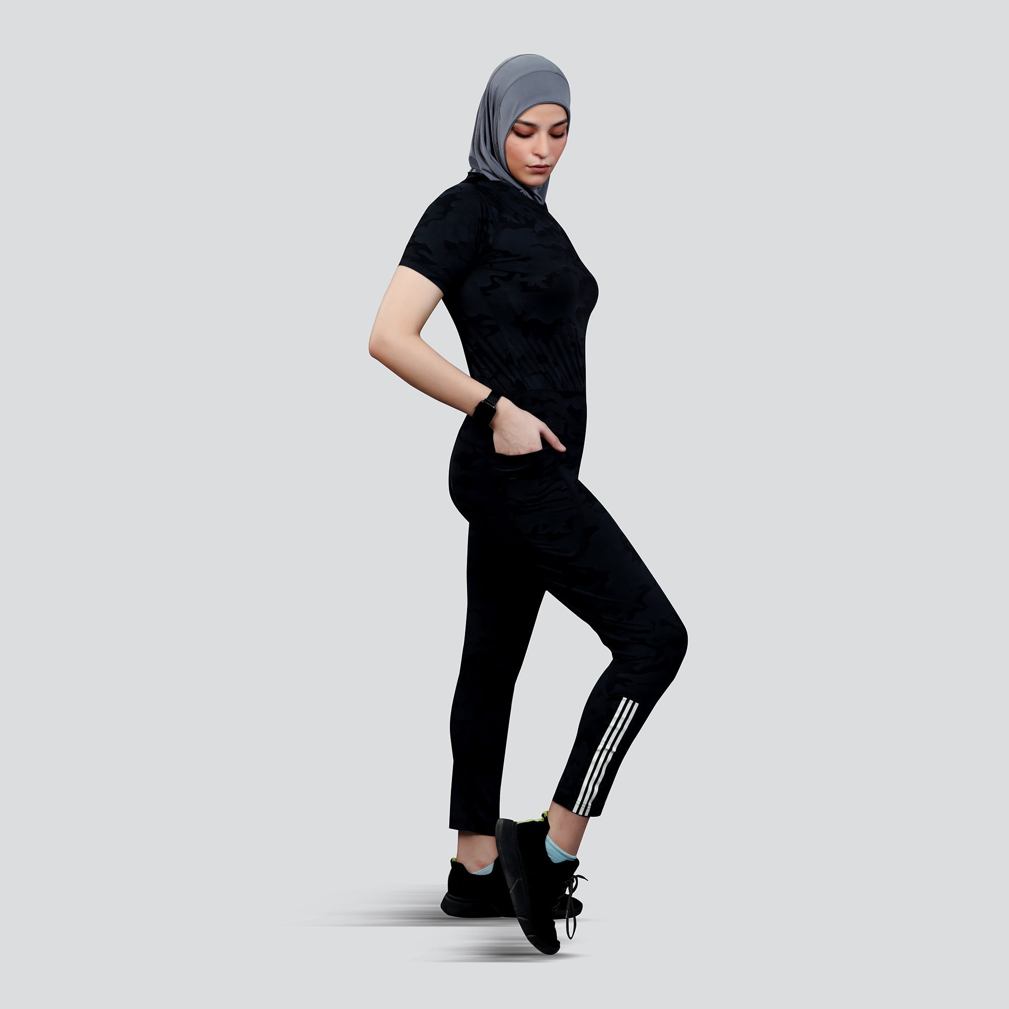 Women’s Camo Activewear Tracksuit- Black